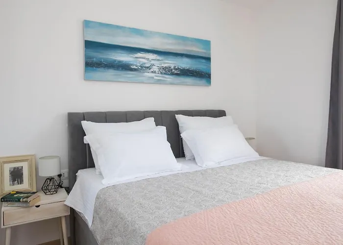 Apartment Navis
